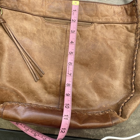 Vintage HOBO original leather shoulder bag with hand tied edging - Picture 3 of 15